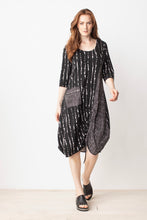 Load image into Gallery viewer, Liv Elbow Sleeve Knit Print Dress
