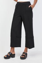 Load image into Gallery viewer, French Terry Wide Leg Crop Pant Black
