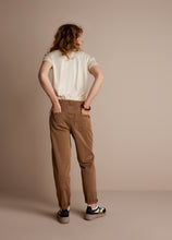 Load image into Gallery viewer, Barrel Fit Stretch Twill Trousers
