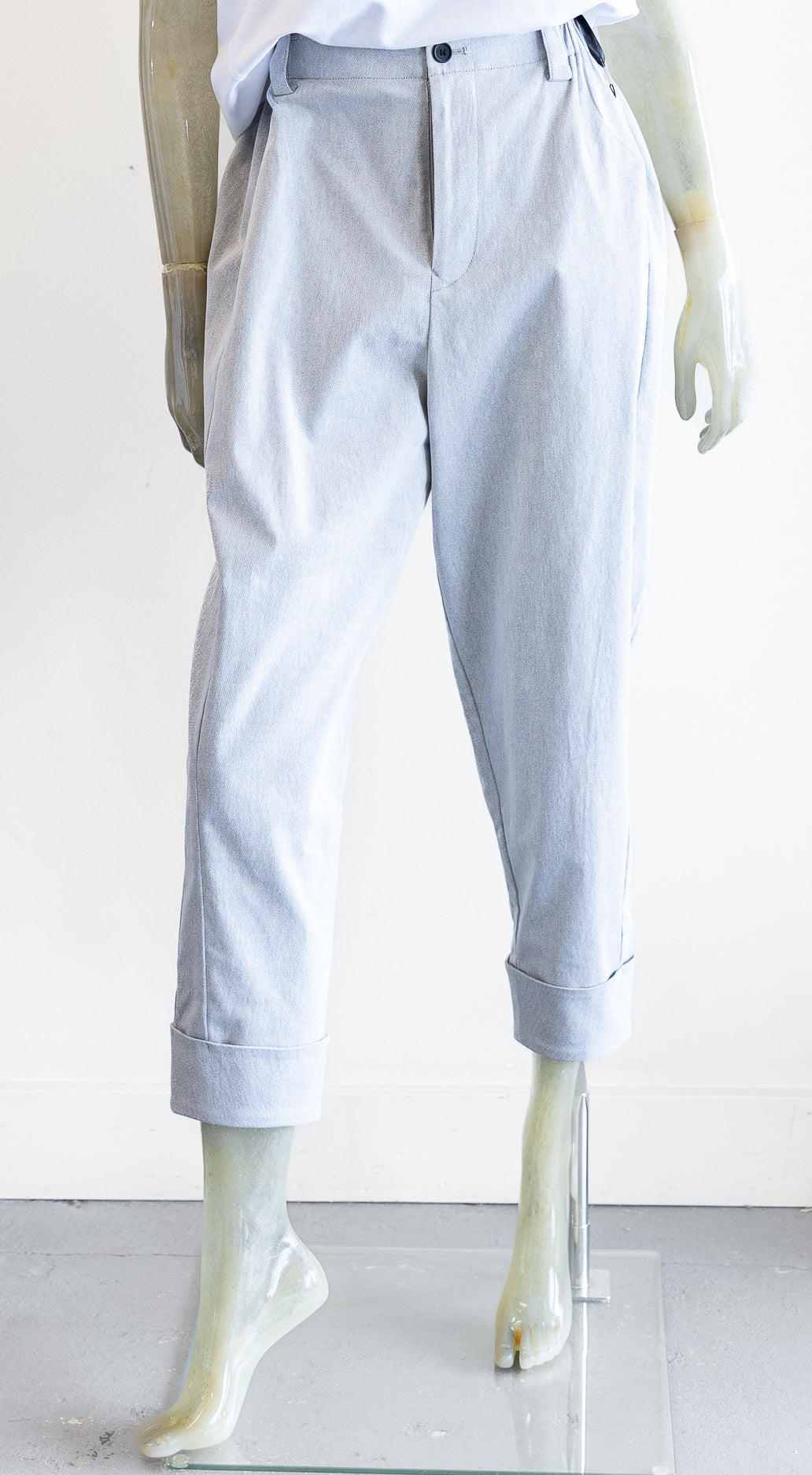 Moyuru Gray Cuff Pants