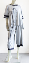 Load image into Gallery viewer, Luukaa Gray Graphic Knit Blouse with Stripe Sleeves
