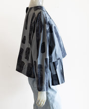 Load image into Gallery viewer, Mathildur Graphic Pleat Jacket
