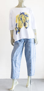 Ozai White Seamed Knit Blouse with Graphic Print
