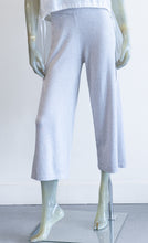 Load image into Gallery viewer, Moves Good Crop Lounge Pant Gray
