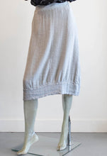 Load image into Gallery viewer, Grizas Silk Linen Skirt
