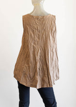 Load image into Gallery viewer, Baci Sleeveless Organic Cotton Blouse
