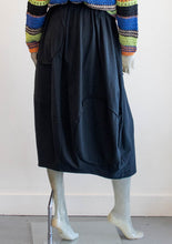 Load image into Gallery viewer, Moyuru Black Knit Skirt
