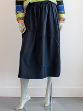 Load image into Gallery viewer, Moyuru Black Knit Skirt
