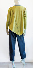 Load image into Gallery viewer, Luukaa Green Graphic Tee Blouse
