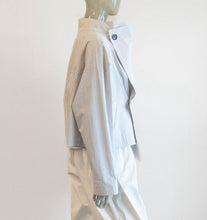 Load image into Gallery viewer, Moyuru Short Trench Jacket
