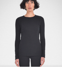 Load image into Gallery viewer, Paper Label Essential Fitted Black Long Sleeve Knit Tee

