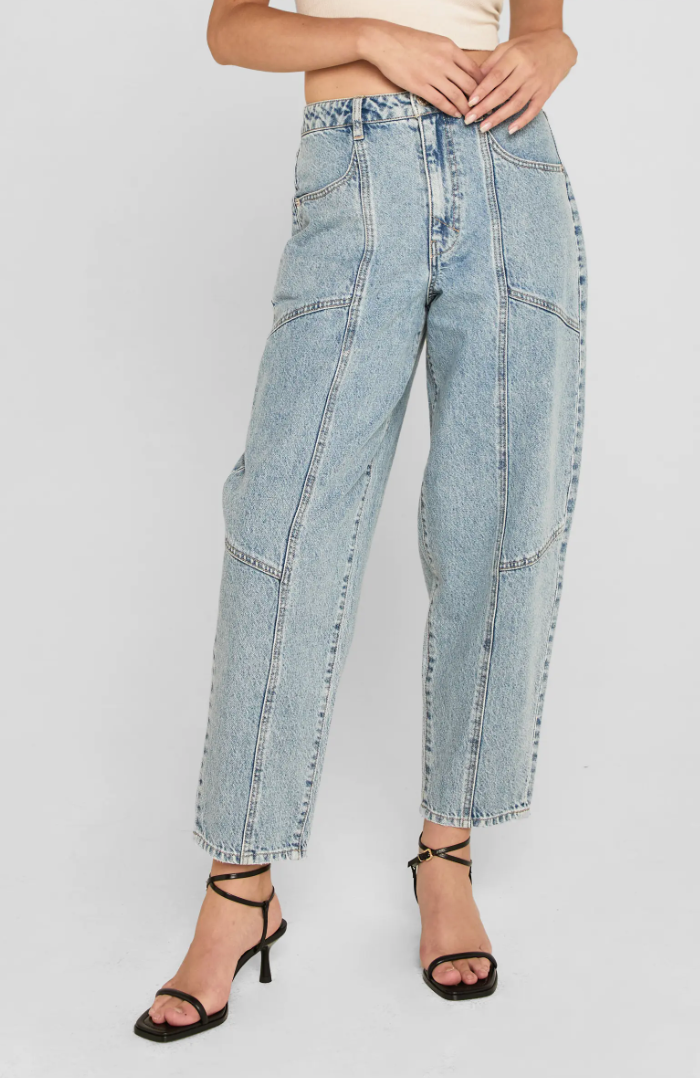 Unpublished Seamed Barrel Jeans