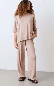 Short Sleeve Knit Blouse