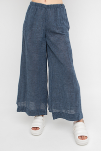 Ozai Crinkly Wide Leg Crop Pants