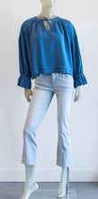 Load image into Gallery viewer, Cropped Kick Flare Washed Light Denim Jean
