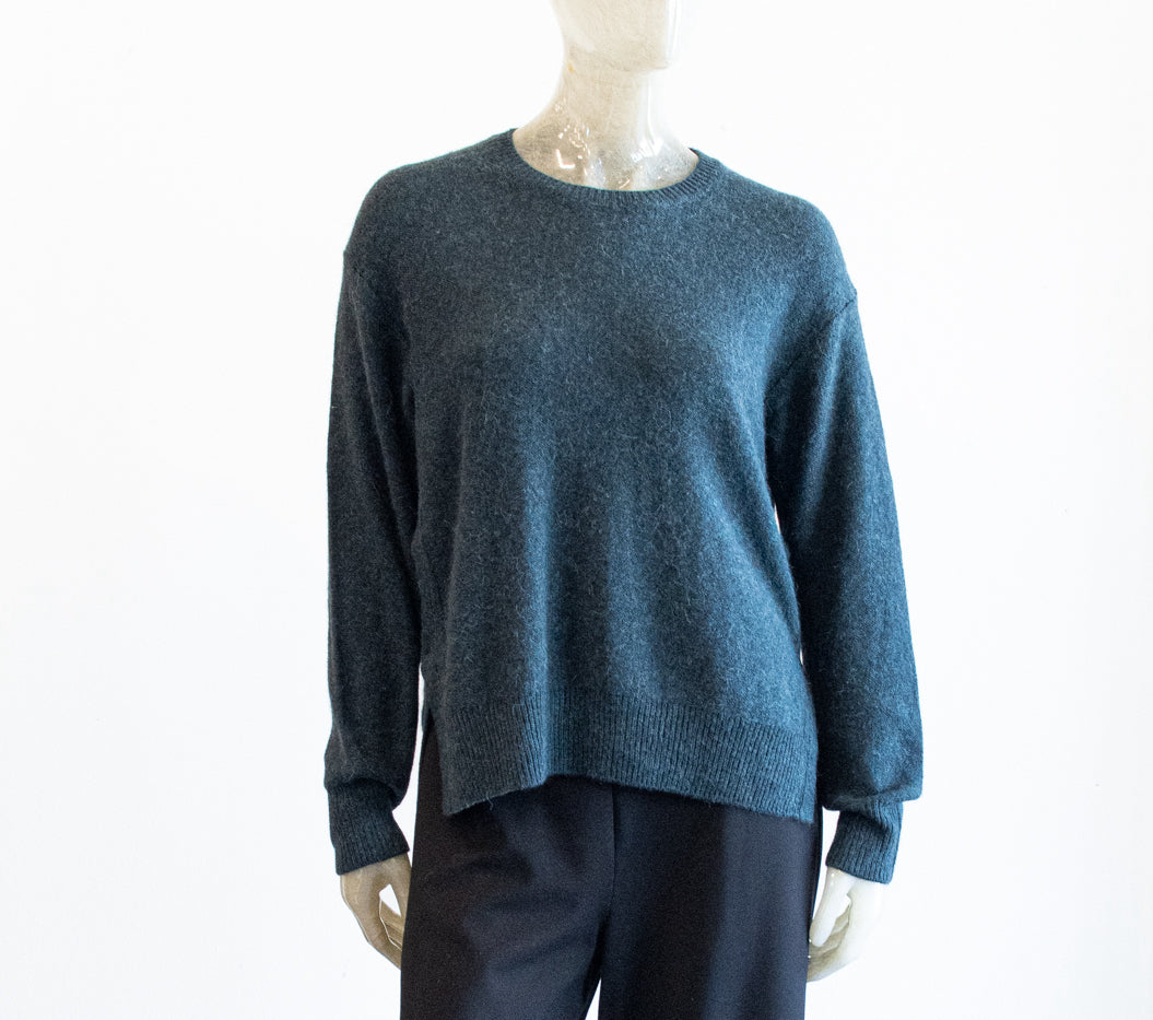 CT Plage Side Snap Sweater