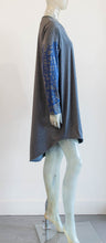 Load image into Gallery viewer, Moyuru Tunic Graphic Print Dress
