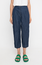 Load image into Gallery viewer, Ozai Crinkly Denim Pants
